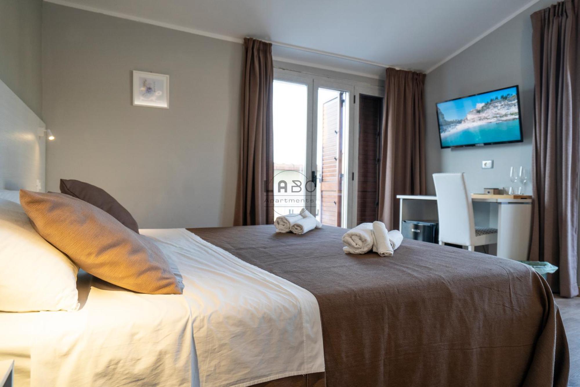 Agape Rooms In Тропеа Екстер'єр фото