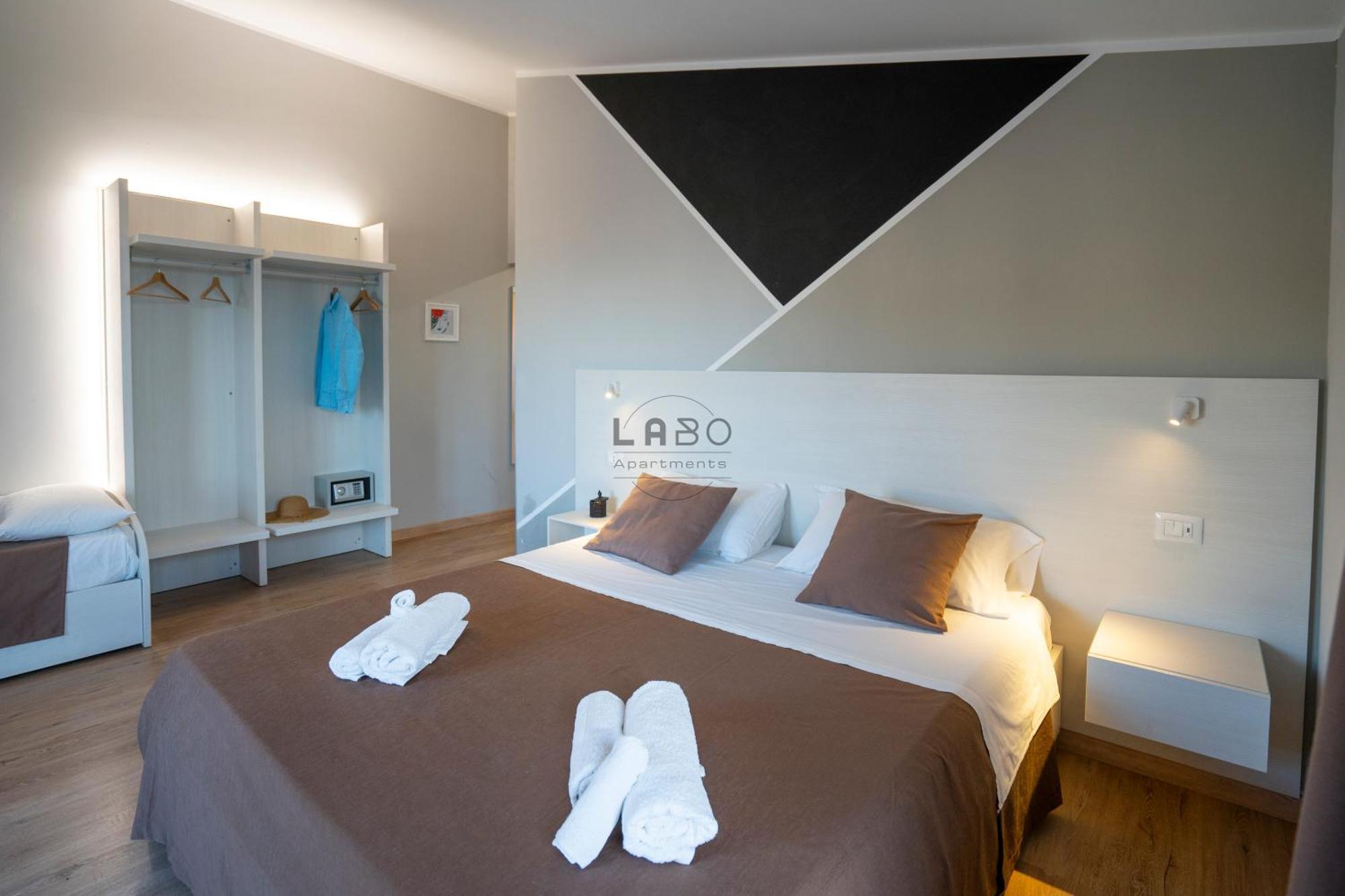 Agape Rooms In Тропеа Екстер'єр фото